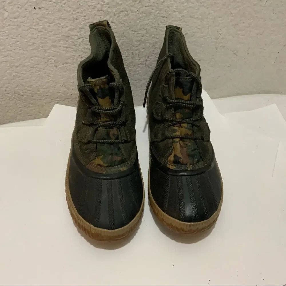 Sorel Out N About Plus NL3391 Boots Alpine Tundra Size 9 Green Camouflage